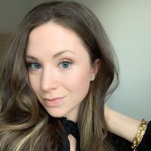 Meet your Posher, Becky